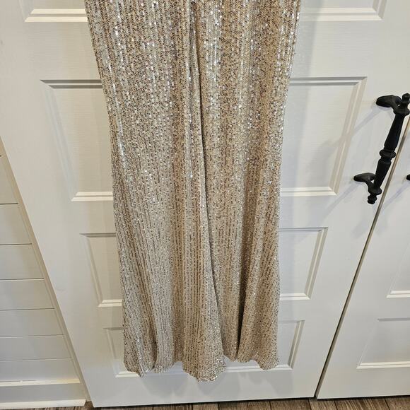 Mac Duggal 26598 Silver Sequin Wrap Waist Gown Formal Dress V Neck Nude Size 0 - Picture 7 of 9